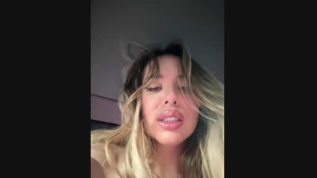 Alirawrz StripChat Female 17-02-2025