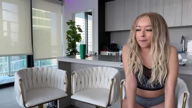Graciemae_baexx StripChat Female 17-02-2025