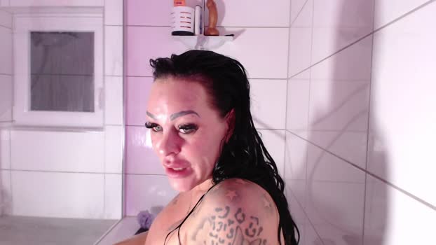 hotmilfbitch StripChat Female 17-02-2025