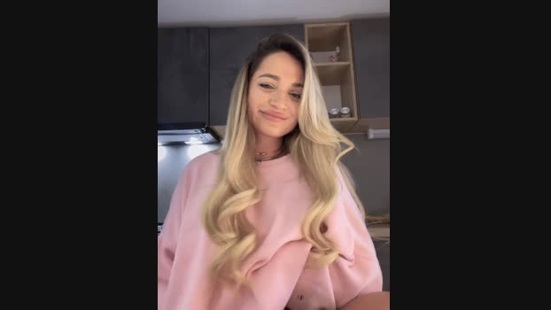 Ivy_Bae StripChat Female 19-02-2025