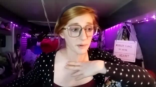 lesleygumgrass suckshow Webcam SHOW @ Chaturbate 20-02-2025
