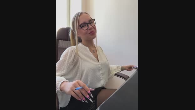 mur_girl StripChat Female 20-02-2025