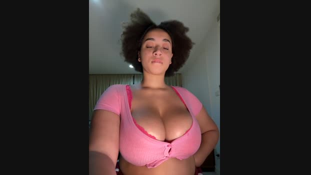 Naomisroom StripChat Female 22-02-2025