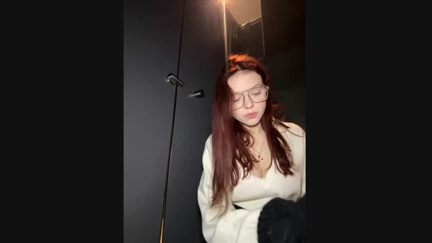 Times__Square StripChat Female 22-02-2025