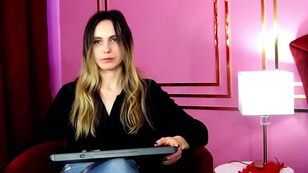 ViktoriaHoney MyFreeCams Female 23-02-2025