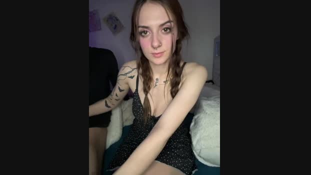 Destony420 StripChat Female 24-02-2025
