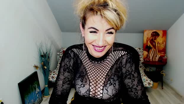 Raianna_ MyFreeCams Female 28-02-2025