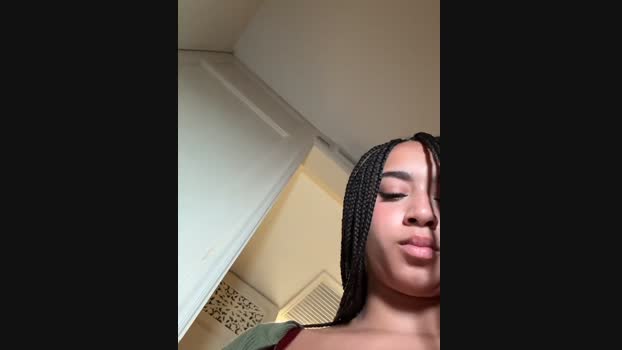 Naomisroom StripChat Female 02-03-2025