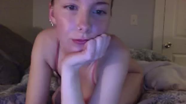 Peachyk33n MyFreeCams Female 03-03-2025