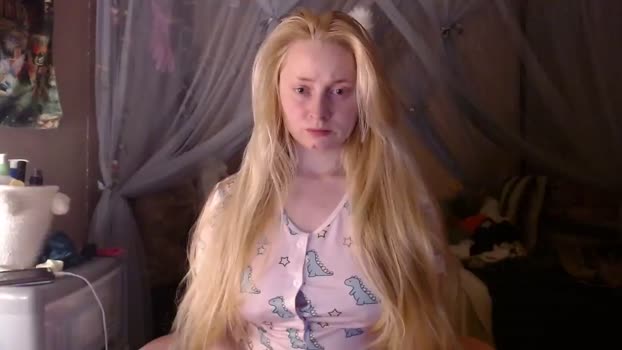Alexis__Texas MyFreeCams Female 04-03-2025
