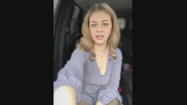 Love_Bri StripChat Female 04-03-2025