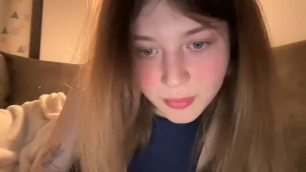 Minnie_B00M MyFreeCams Female 04-03-2025