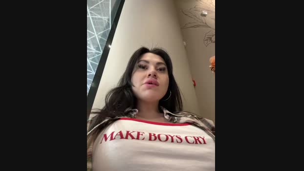 Wet__Bunny StripChat Female 05-03-2025