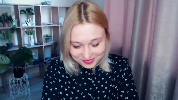 ulohu MyFreeCams Female 08-03-2025