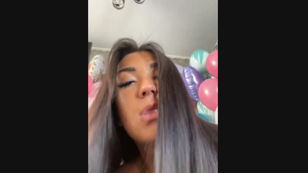 RuslanaXX StripChat Female 10-03-2025