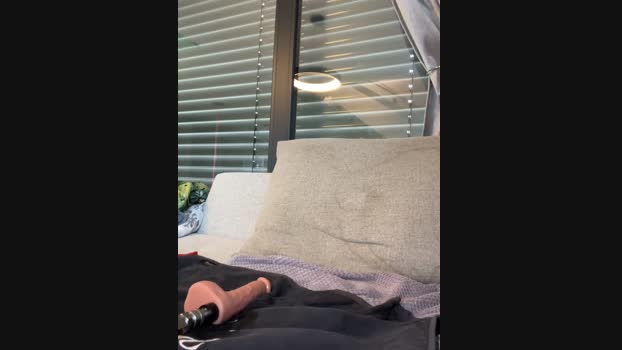 Bella-Tight StripChat Female 12-03-2025