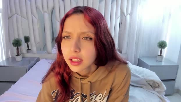 hanniesmile Chaturbate Female 13-03-2025