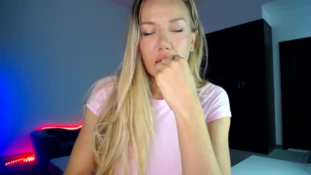 ooooooooooooi MyFreeCams Female 20-03-2025