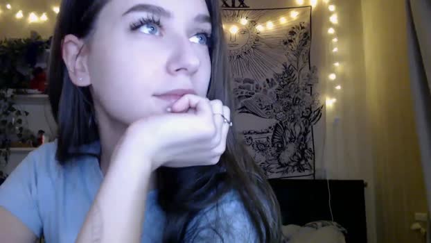 ElsieF_ MyFreeCams Female 31-03-2025