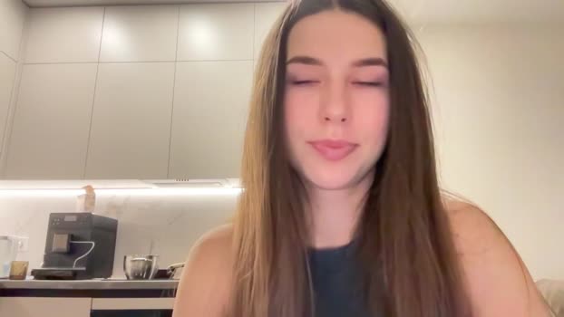 kissfreeze MyFreeCams Female 03-04-2025