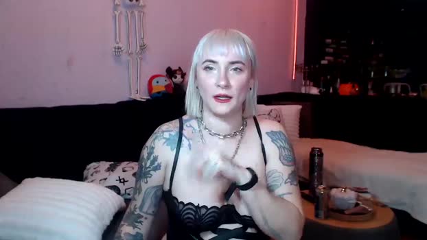 axehallow MyFreeCams Female 04-04-2025