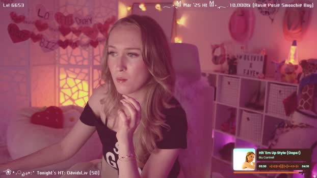 OliviaxFaye MyFreeCams Female 08-04-2025