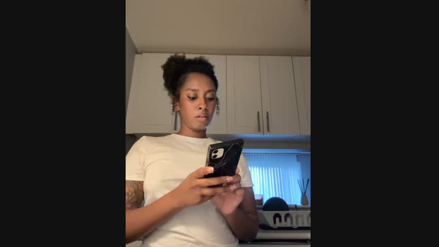 Your_Paris StripChat Female 09-04-2025