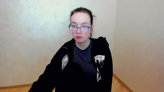 Baby_Melania MyFreeCams Female 14-04-2025