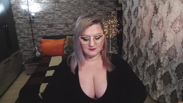 XShyTeaseX MyFreeCams Female 18-04-2025
