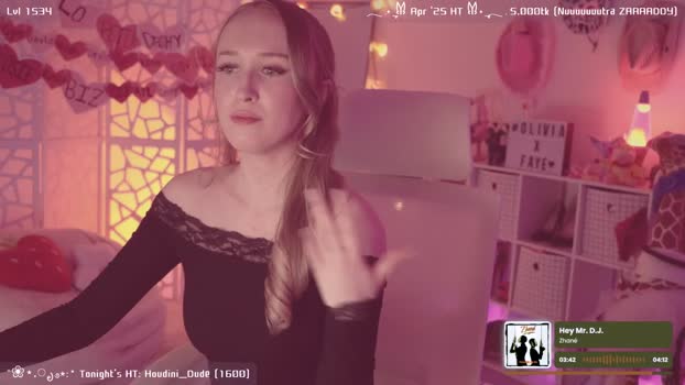 OliviaxFaye MyFreeCams Female 24-04-2025