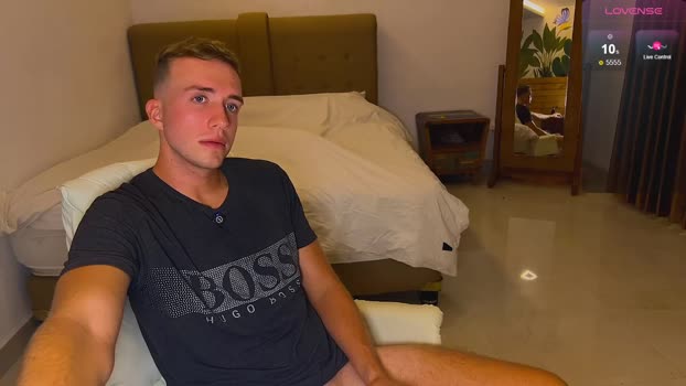 tommy_cumfinger 26-04-2025 video toy