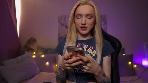 twiinkie_pie sucktits Webcam SHOW @ Chaturbate 30-04-2025
