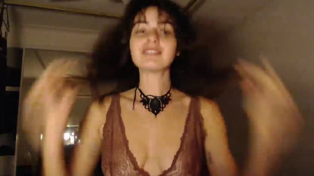 Saskia MyFreeCams Female 02-05-2025