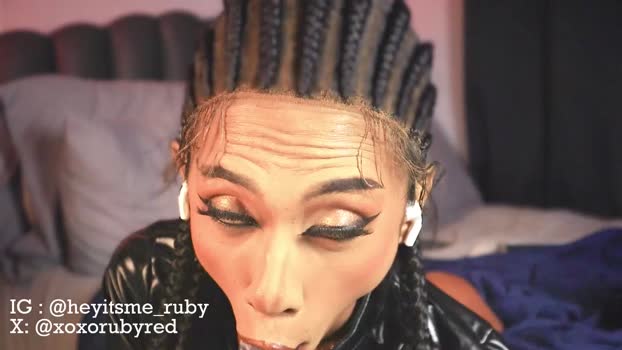 temptressxruby show Webcam SHOW @ Chaturbate 04-05-2025