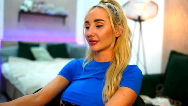 blondiefromtheblock bigboobs Webcam SHOW @ Chaturbate 04-05-2025
