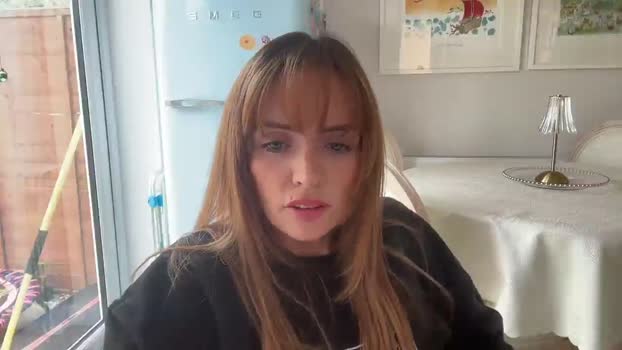 Courtney MyFreeCams Female 07-05-2025