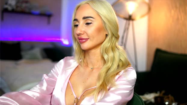 blondiefromtheblock nude Webcam SHOW @ Chaturbate 10-05-2025