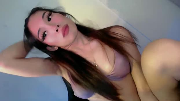ur_hot_picks spank Webcam SHOW @ Chaturbate 13-05-2025