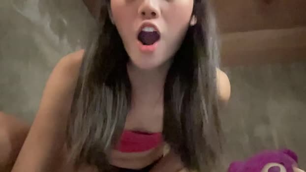 cheskahouston legs Webcam SHOW @ Chaturbate 17-05-2025