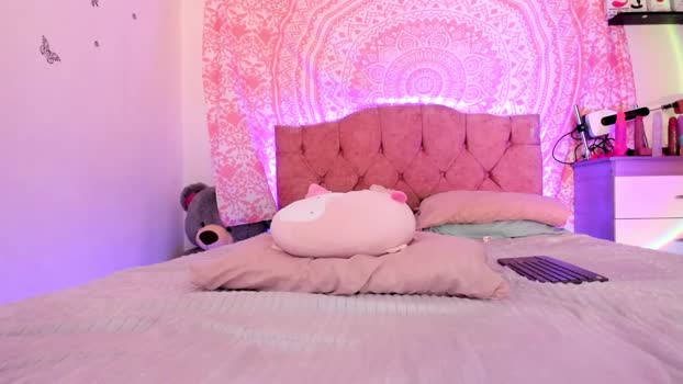 jade__weed strip Webcam SHOW @ Chaturbate 03-06-2025