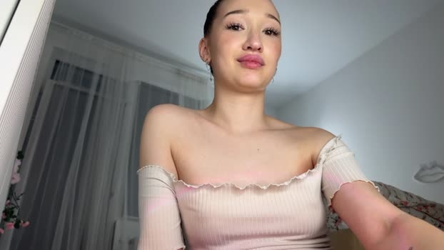 missasia2022 Topless Webcam SHOW @ Chaturbate 03-06-2025