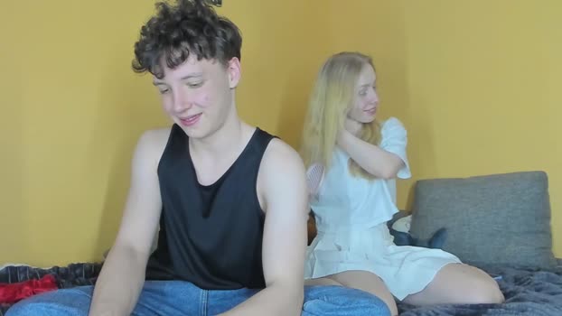 emily0303 Couple Chaturbate 05-06-2025