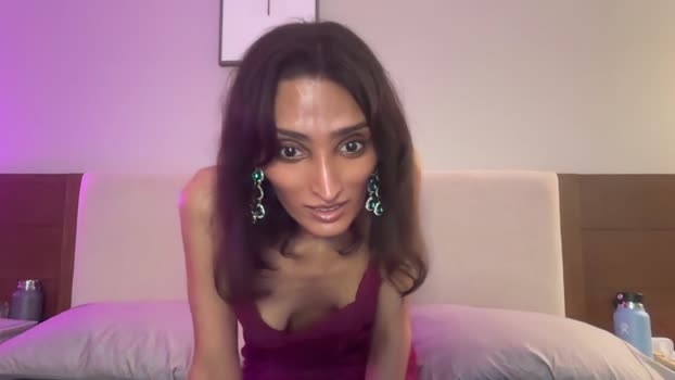 indiantransgirlillinois ladyboy Webcam SHOW @ Chaturbate 10-06-2025