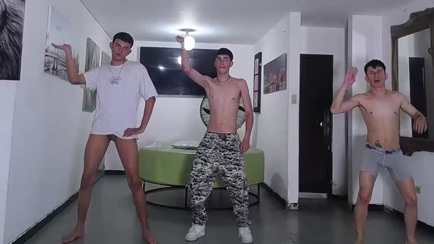 benz_boys ass Webcam SHOW @ Chaturbate 26-06-2025