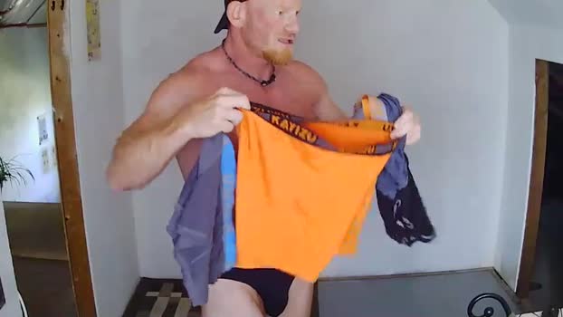 bigredmachine25 08-07-2025 video kiss