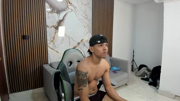 liam_masters lick Webcam SHOW @ Chaturbate 08-07-2025