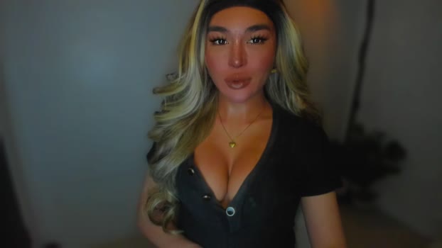 transnextdoor_ ladyboy Webcam SHOW @ Chaturbate 08-07-2025
