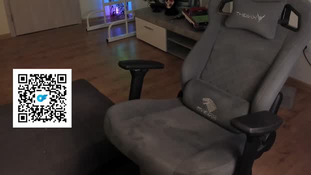 oliverrgroove toys Webcam SHOW @ Chaturbate 08-07-2025