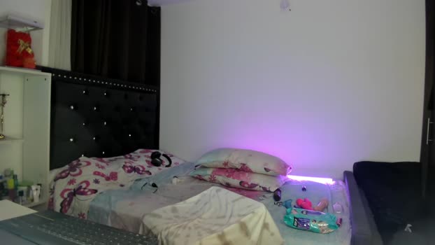 antonellaporter analtoy Webcam SHOW @ Chaturbate 10-07-2025