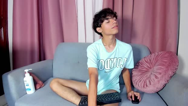 honeymoon_sariel fingers Webcam SHOW @ Chaturbate 11-07-2025